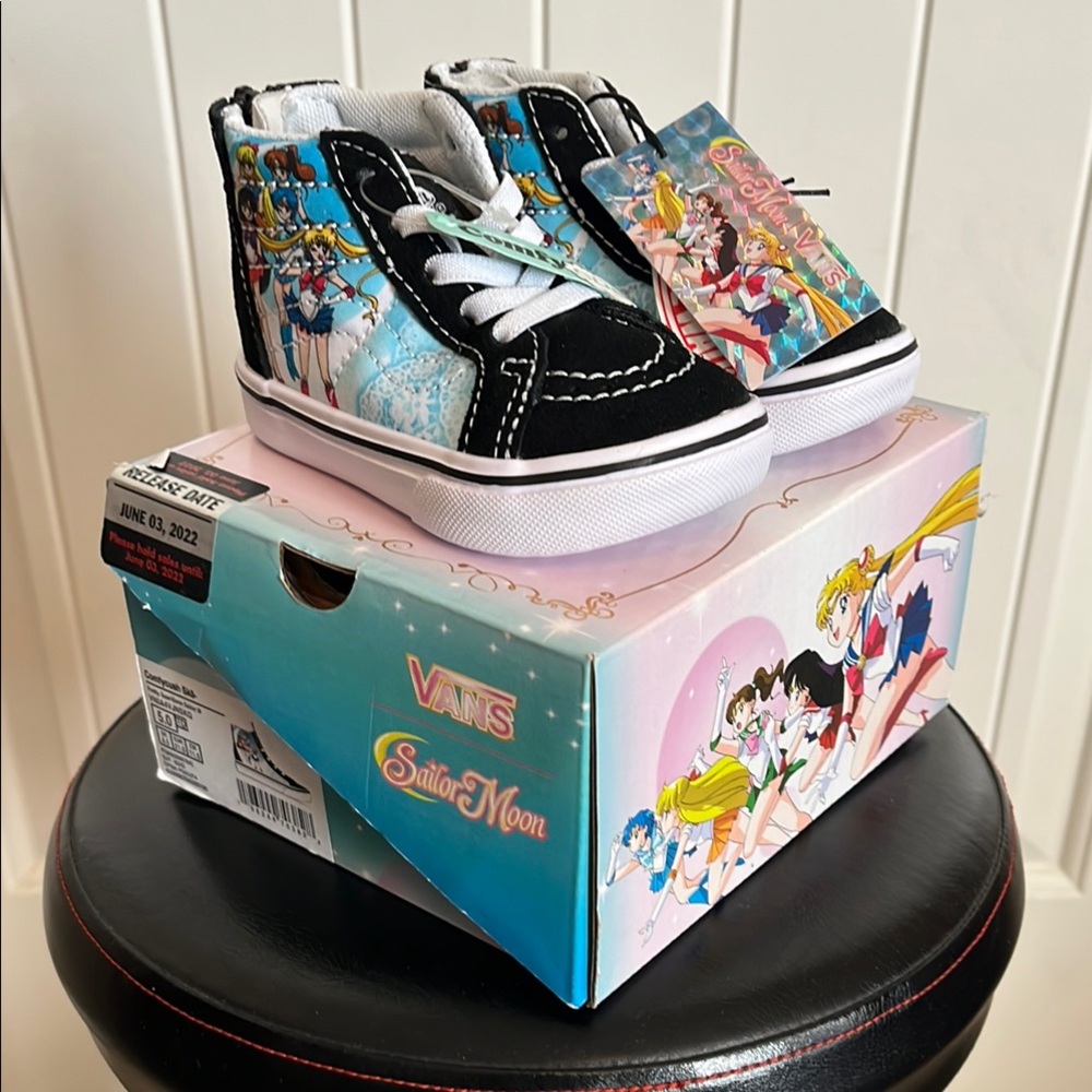 Vans x Sailor Moon Sk8 Hi Sz 5 TD